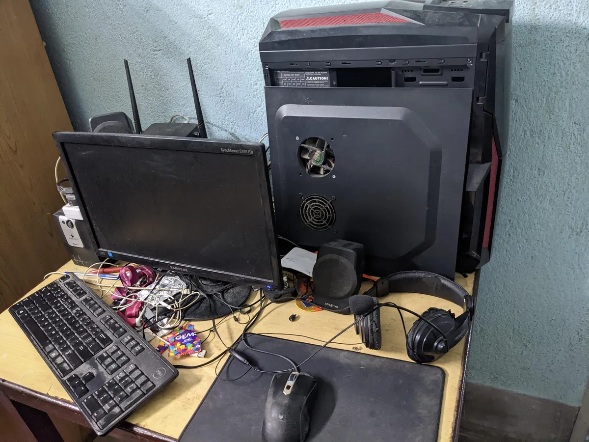 Pc gamers who went from a crappy old setup all the way to a high end one. What habit has stuck to you even after the switch