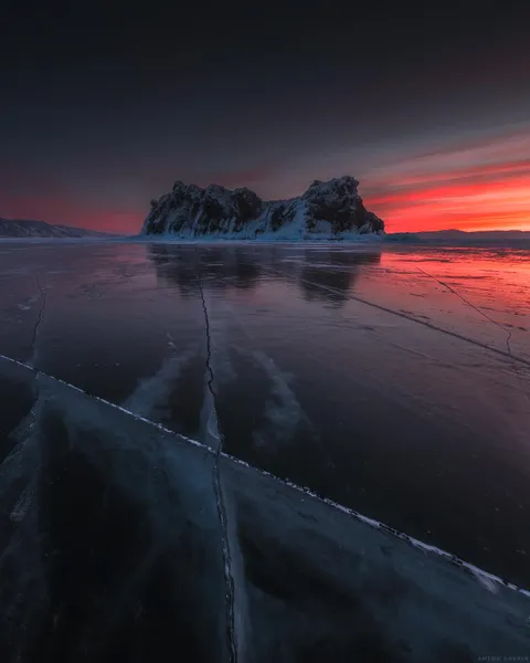 Morning, Lake Baikal [OC] [1440x1800]