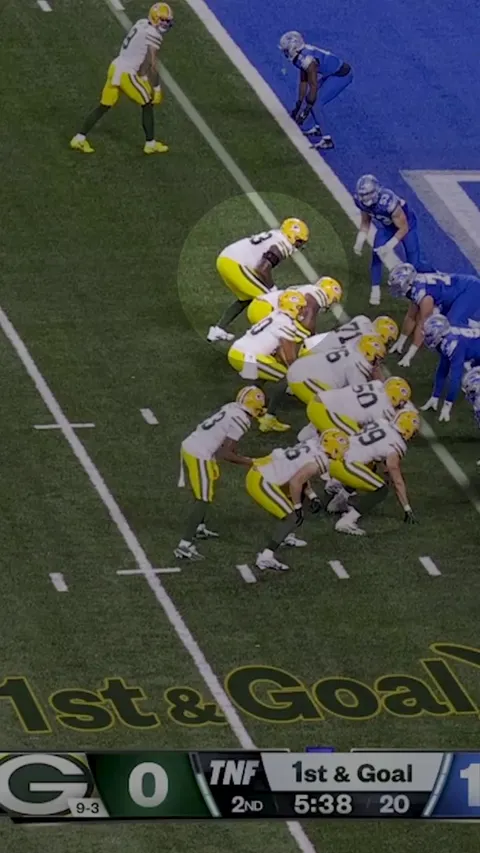 [Highlight] Packers left tackle Rasheed Walker with the one-arm block