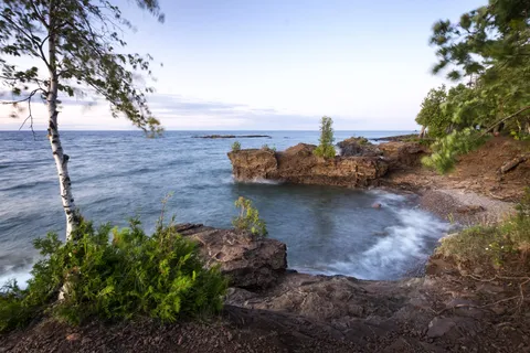 Presque Isle Beach, Marquette, Michigan [3803 X 2536] [OC]