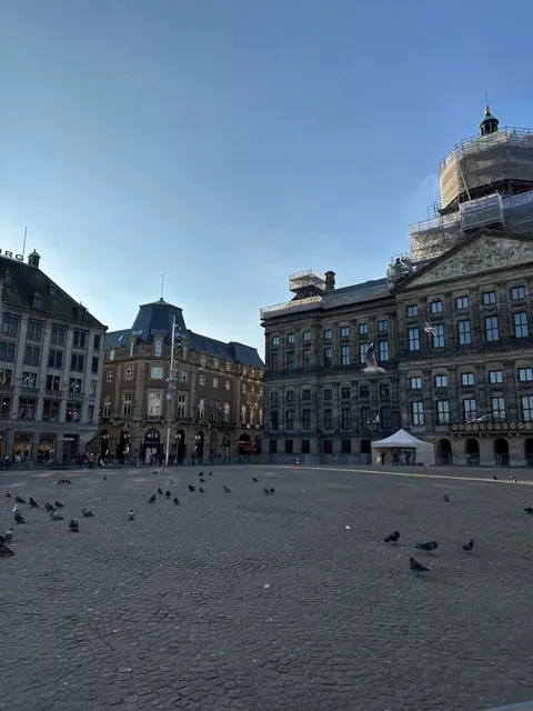 Amsterdam, where every street leads to water