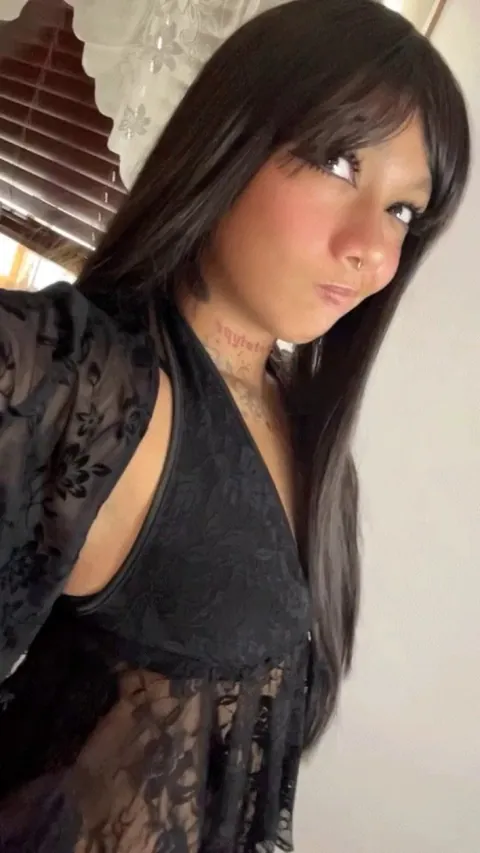 Do you like a small brown girl booty