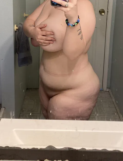 The cutest lil body ever 🥰💕