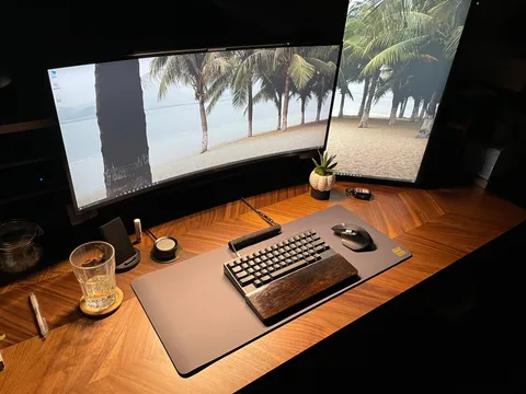 Long time lurker. This is my learning from home setup.