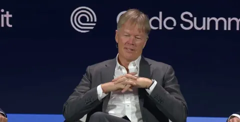 Dan Morehead from Pantera Capital, just said what everyone's thinking but nobody's saying: "There will be a global arms race for Bitcoin within the next 2-3 years."