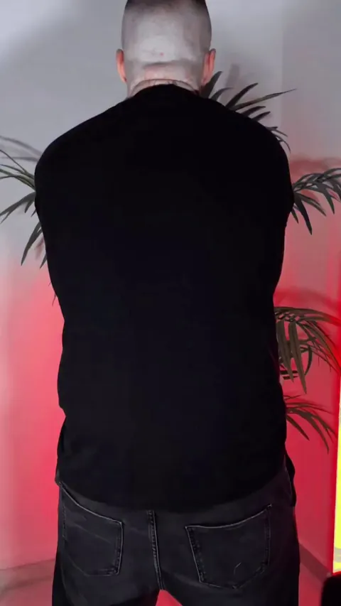 Full back piece by Kaly Actitud (@kaly.actitud) from New York.