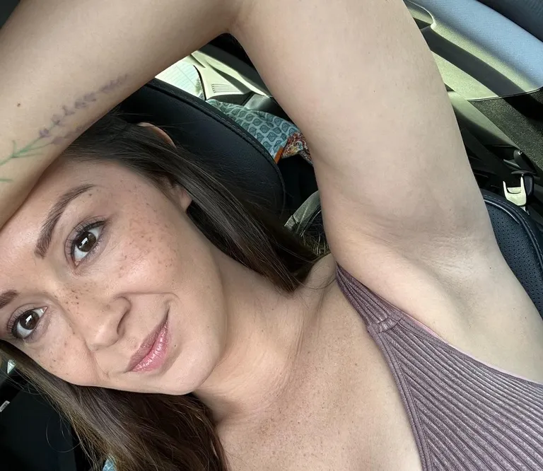 Hoping to find the armpit lovers here