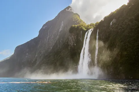 Milford Sound / Piopiotahi, New Zealand [OC] [5498x3666]