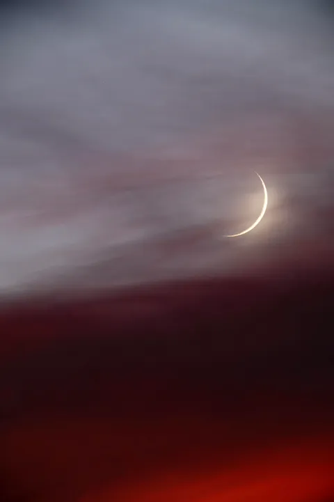 Tonight’s 5.5% waxing crescent