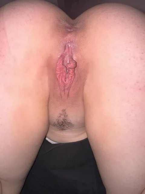 POV: I’m about to sit on your (f)ace😋