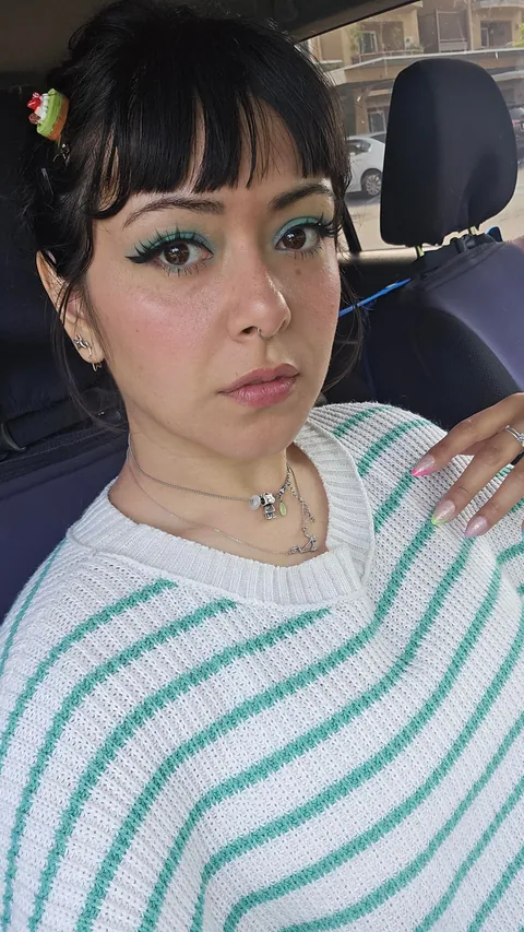 Just felt like matching my sweater today!💕