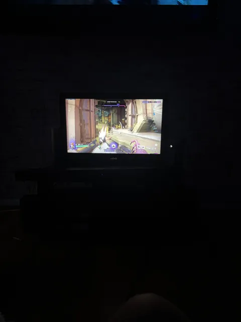 went to my first party and watched a girl play overwatch the whole time