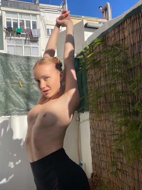 I love taking hot photos in public