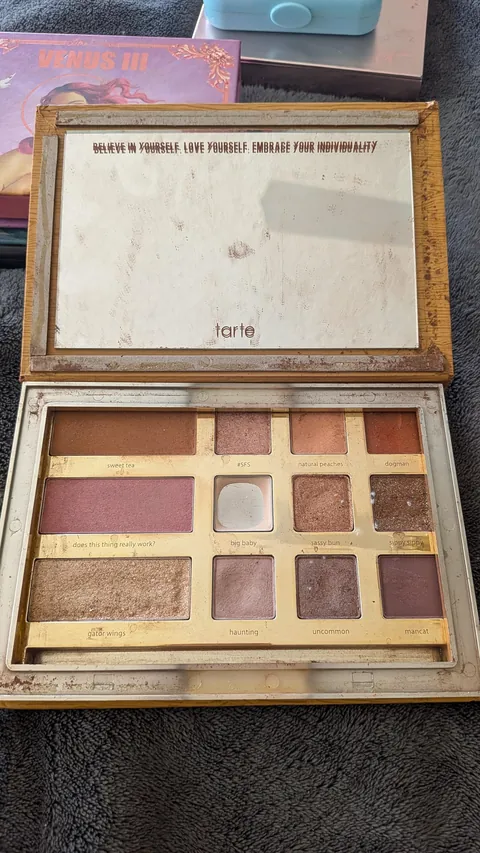 Talk me off the edge...I can't get myself to throw it away 😭