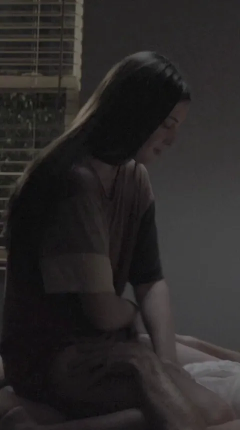 Sarah Hagan - Sun Choke (2015) - 60fps