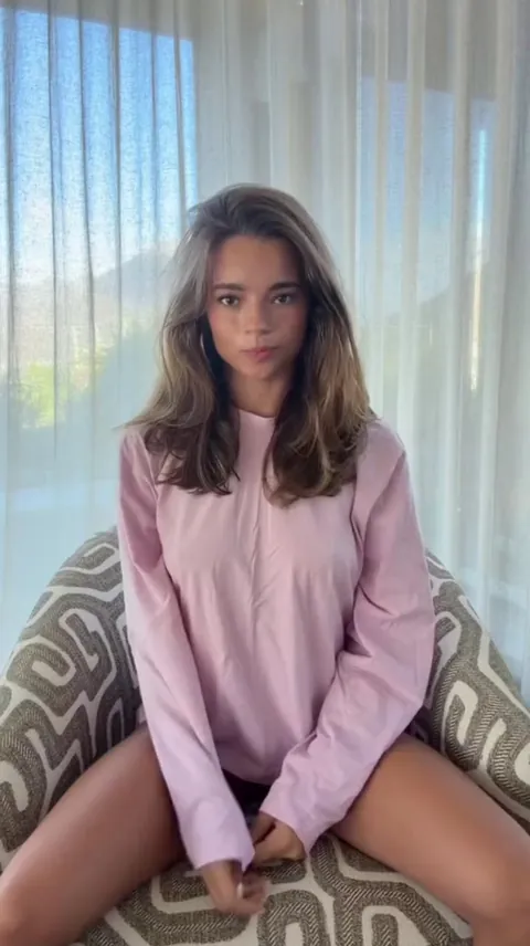 out in public vs on reddit