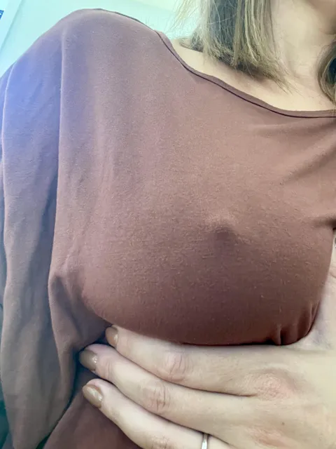 Thursday’s pokies - Apparently feeling the autumn vibes. 