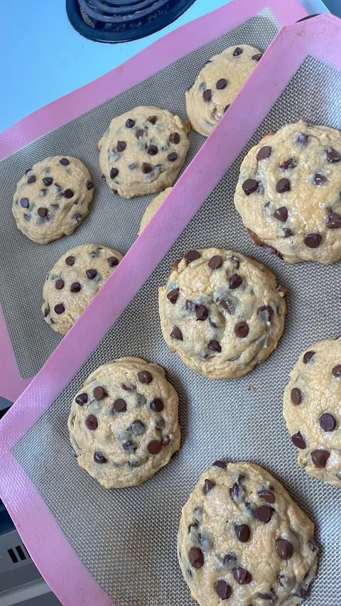 [homemade] a variety of cookies i’ve made this past year.