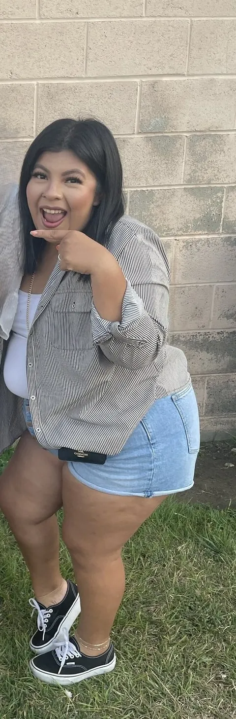 4'11 Slutty Latina hotwife