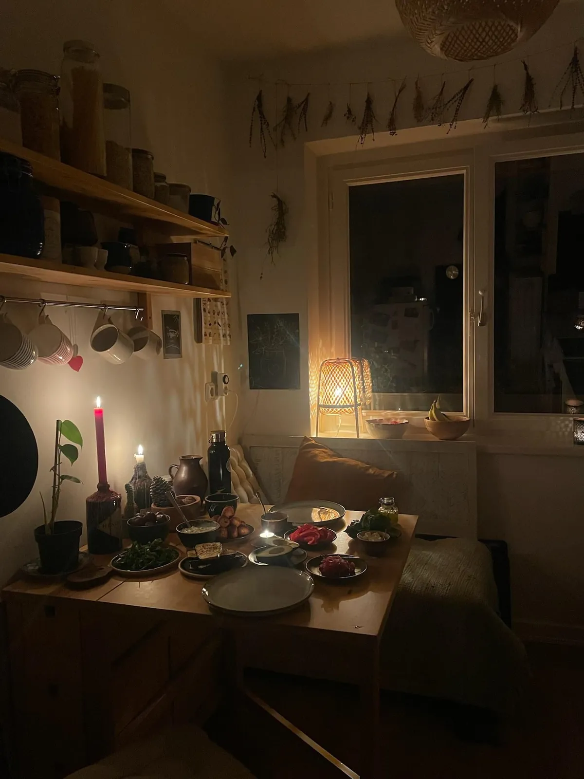 Posted in male living space and was told to post here :)