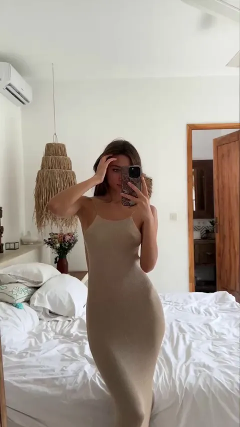 This dress fits my curves perfectly