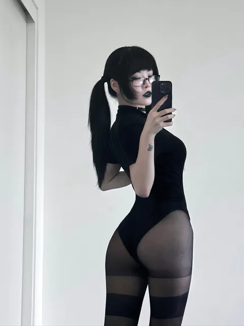 are goth asians girls your type?