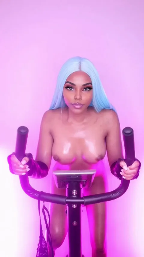 My big black booty is growing every time i workout nude