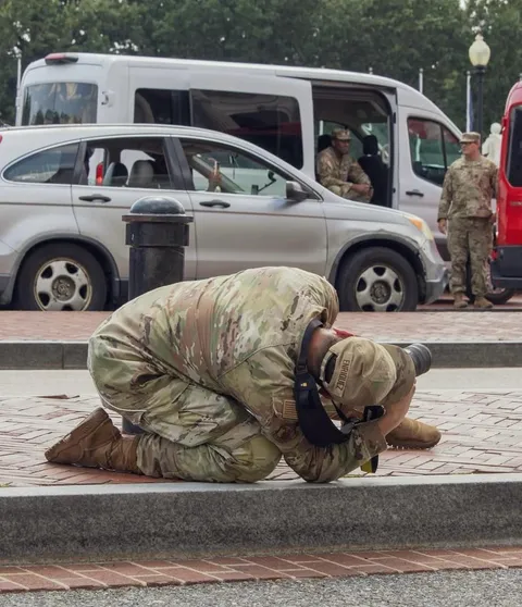 National Guard Photo Op in Washington, DC