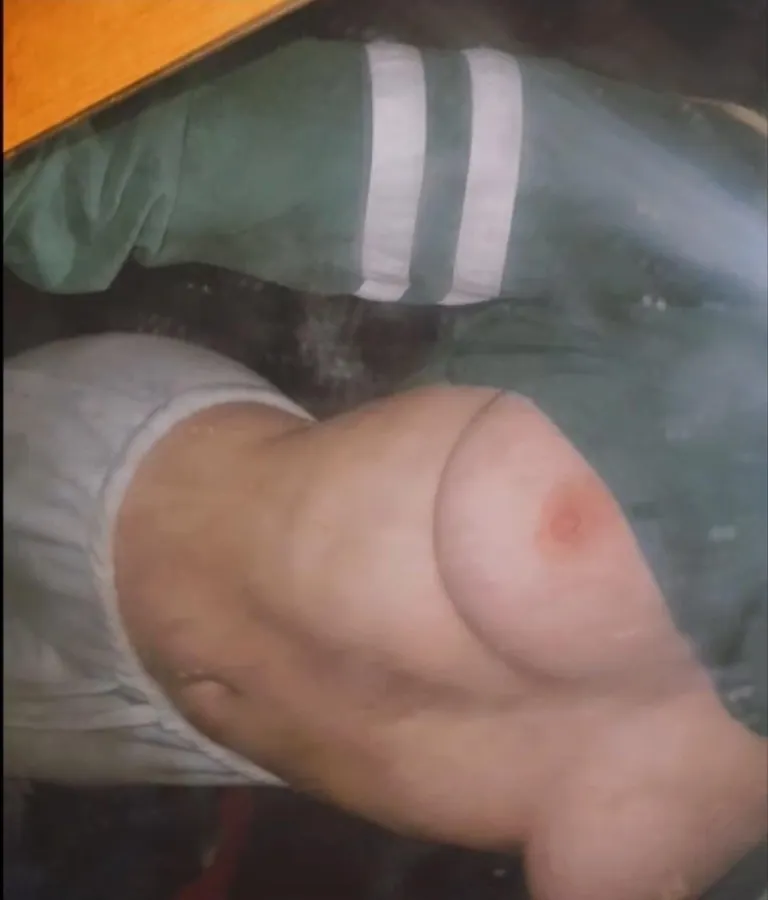 Just really wanna show off for Reddit before school like a good girl (f22)