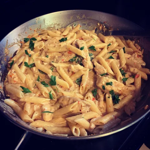 I’ve been told that my Cajun chicken pasta “slaps”. I guess this is a good thing.