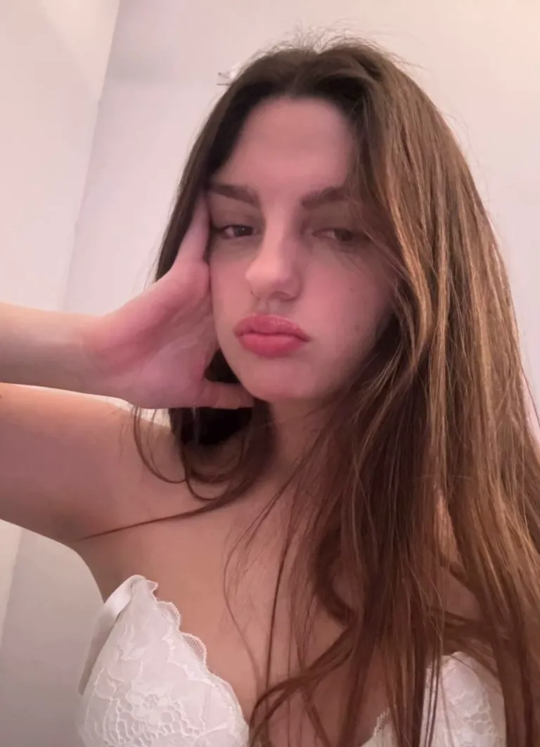 am i hot for wearing this? F18