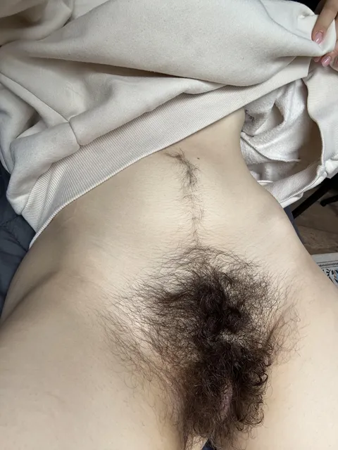 Got a thing for hairy pussies?