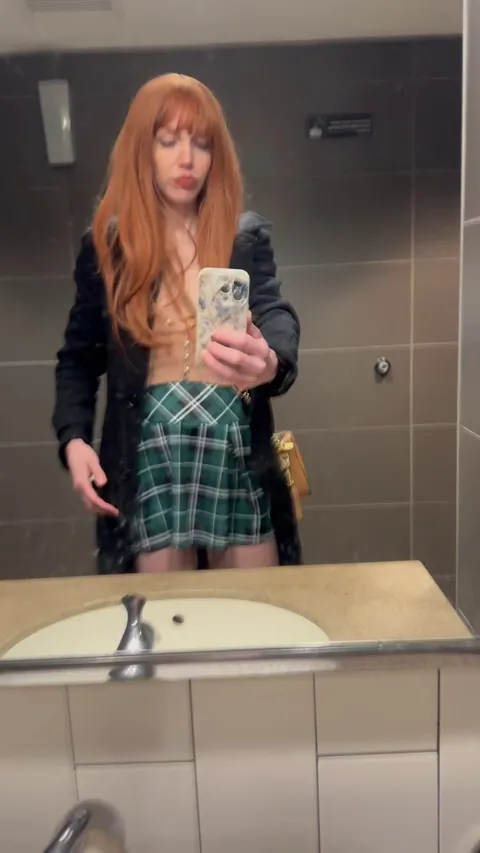 Everyday is no panty day so I can flash