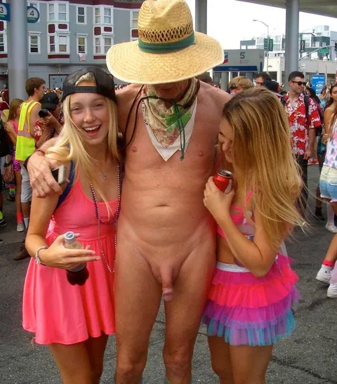 Sexy CFNM