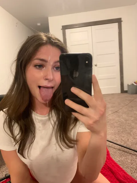 Getting a random facial was my reward for surviving this semester 🙈