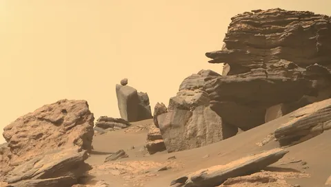 A balancing act on Mars