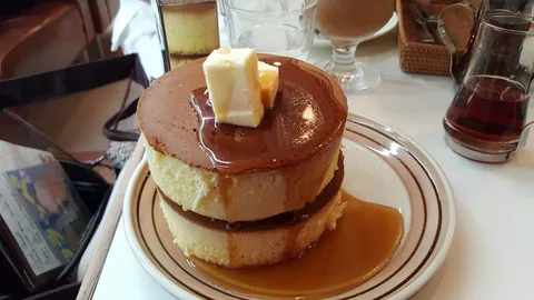 [I ate] fluffy japanese pancakes