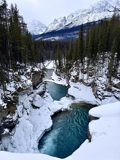 Jasper, AB, Canada [4280x5700][OC]