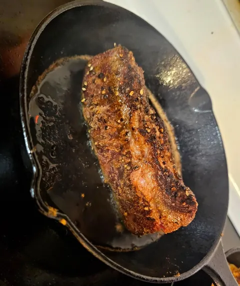 [Homemade] Steak &amp; Eggs on a Potato Pancake