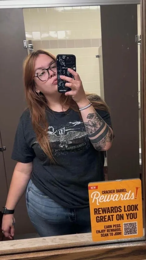 I Just wanna be shared 😈