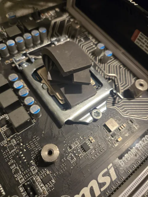 Forgot to buy a cpu cooler, will these thermal pads be enough to cool my 7700k?