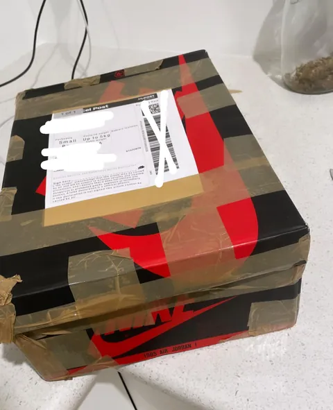 So this is how my Jordan’s were shipped to me..