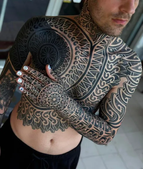 Israel Paketh - Koh Samui Thailand. 5 days, Throat + Sleeve