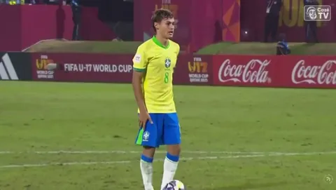 Thiaguinho scores a panenka penalty vs Paraguay’s goalkeeper after the latter kept taunting him