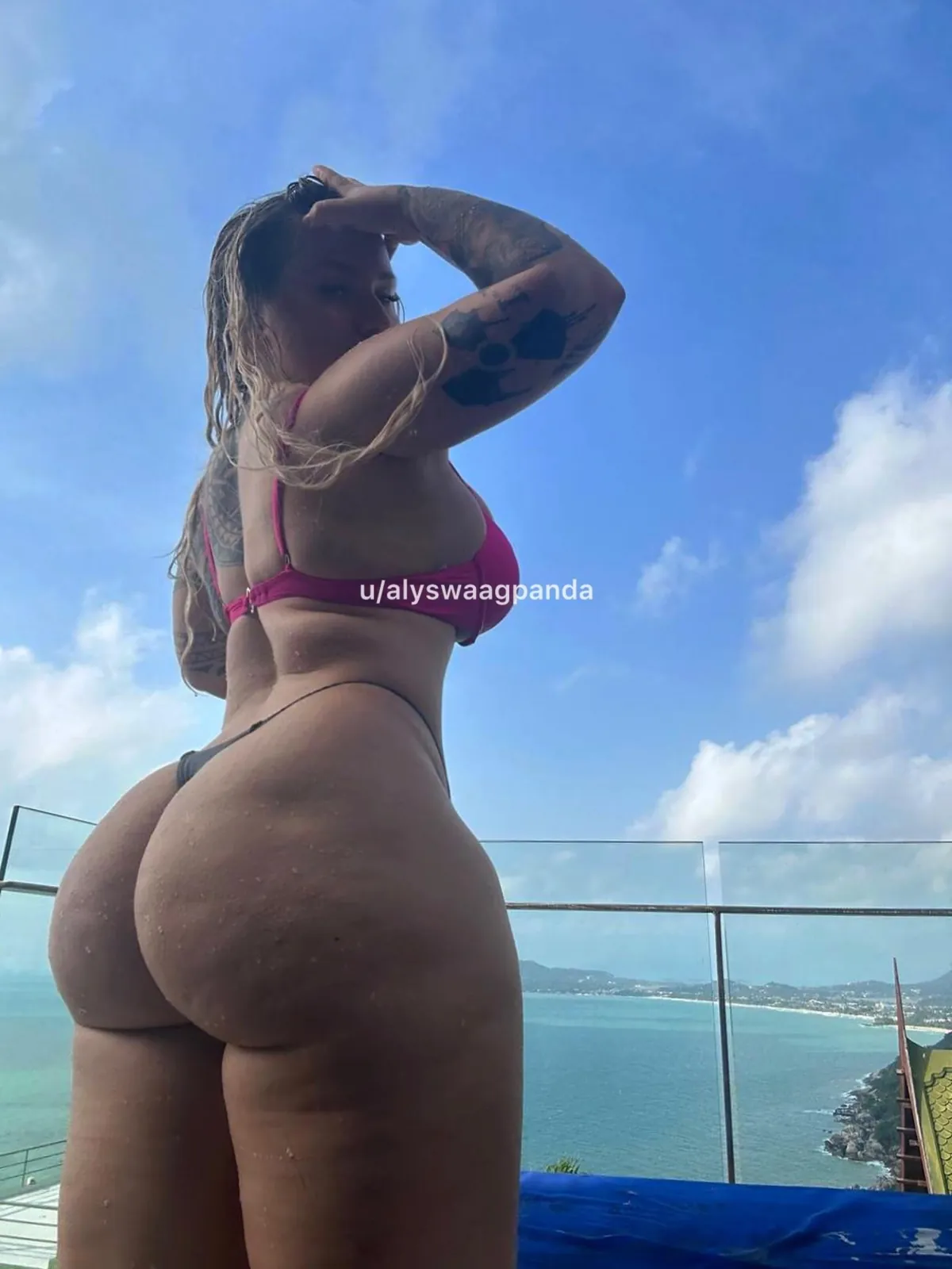 I’m just 5’1 but i got a thick booty