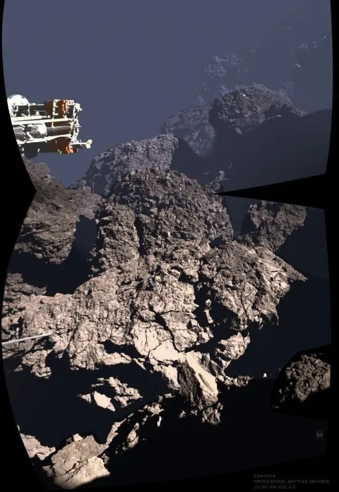 That time we casually landed on a comet and took photos. This is Comet 67P/Churyumov–Gerasimenko, captured by the Philae lander during ESA’s historic Rosetta mission.