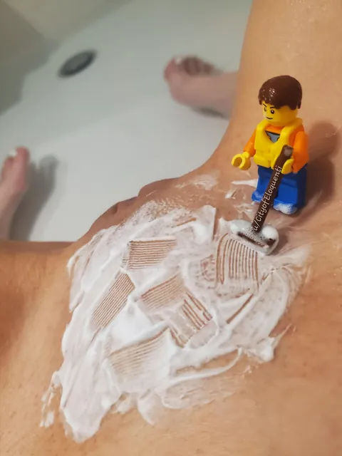 Clean up in aisle 4! (f)