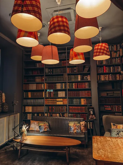 Library &amp; coffee shop