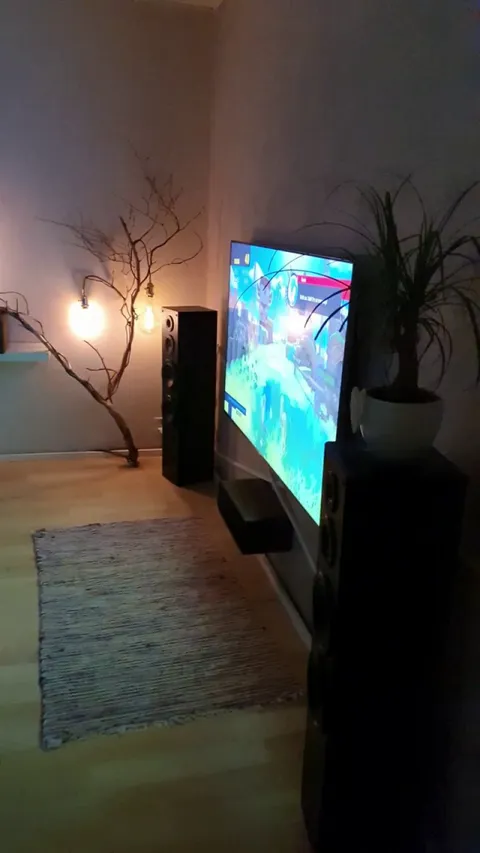 My 2.5 YO daughter finished first stage of Sonic Forces. Proud dad moment. Sony, we need controller for smaller hands too!