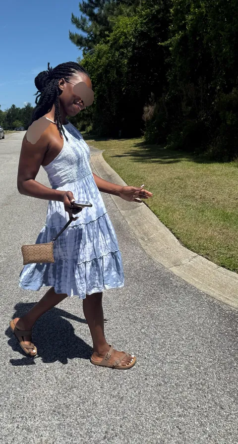 She’s 32 and a mom of 4. Would you fuck my wife bro?